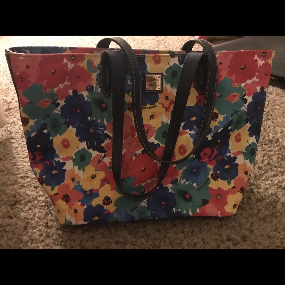 Dooney and Bourke Summer Purse
